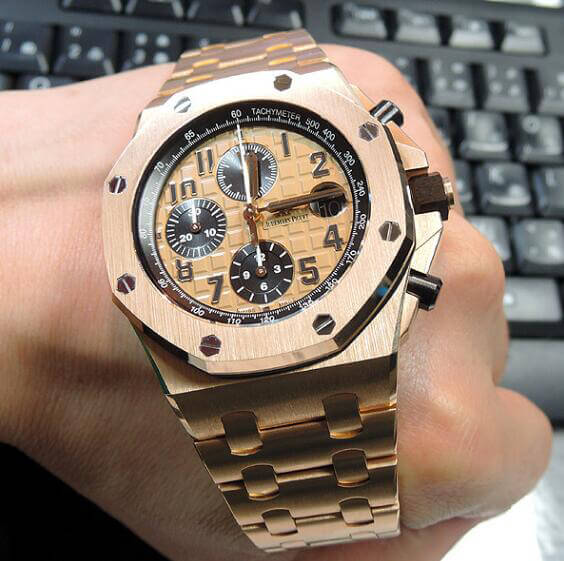 オーデマピゲ コピー ロイヤルオーク オフショアクロノ 26470OR.OO.1000OR.01