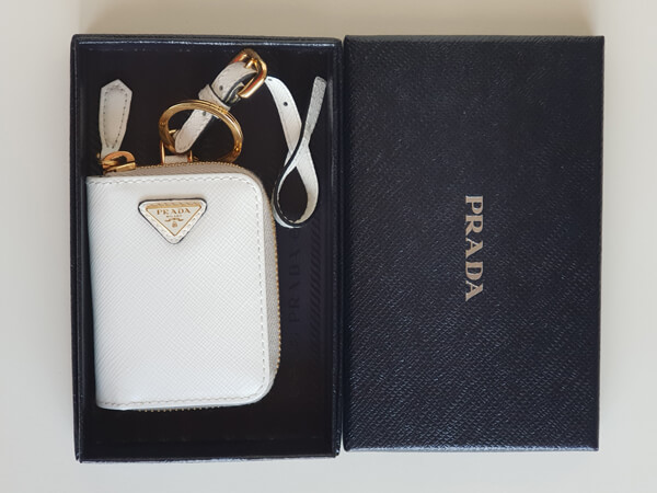 プラダスーパーコピー  レザーコインケース♪キーホルダー・チャーム♪ホワイト 1TL085