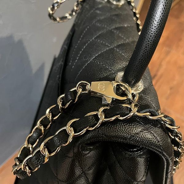 スーパーコピー 優良サイト シャネル 偽物 ココハンドル Mサイズ ハンドバッグ  A92991B05061