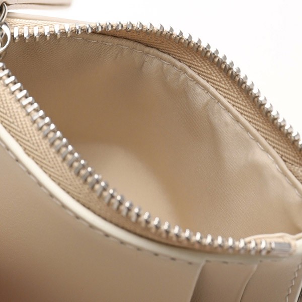 定番☆メゾンマルジェラ 偽物 スリーフォールドウォレット S56UI0136 PR044 T2086