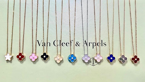 ヴァンクリーフ ホリデー 2024 決定，ヴァンクリ ホリデー 2025予想