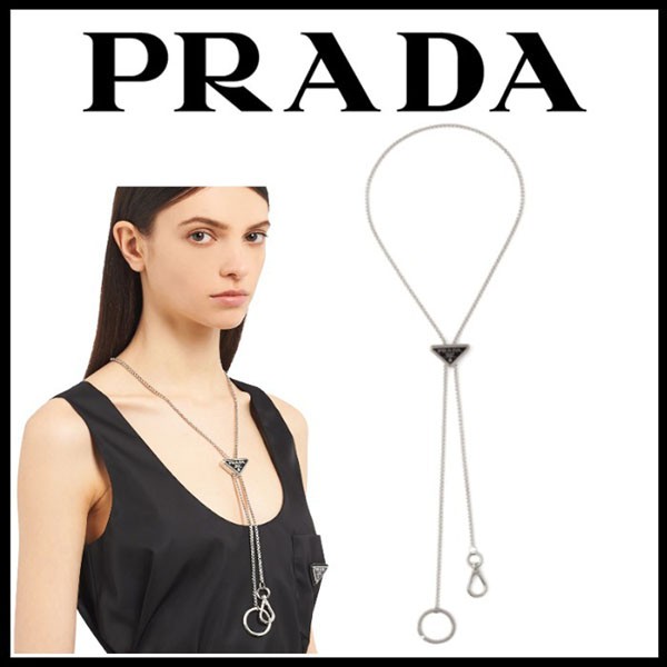 2023SSプラダ 金属製のキーホルダー 偽物 1PS052_66A_F0H76