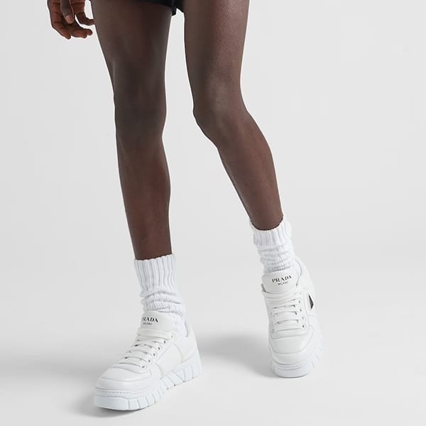 プラダ パデッドナッパレザー スニーカー コピー 3色 2EE386_2DL8_F0964