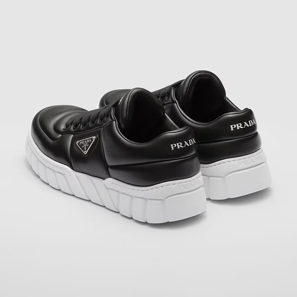 プラダ パデッドナッパレザー スニーカー コピー 3色 2EE386_2DL8_F0964