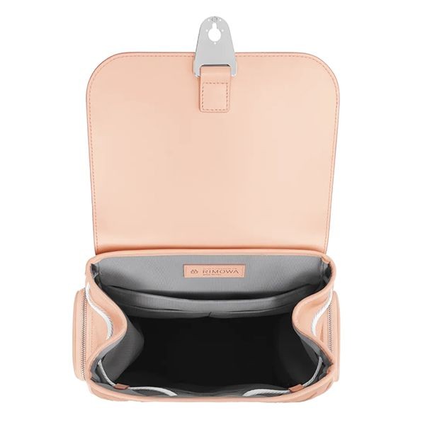 人気アイコン！即発送リモワ 偽物 フラップ バックパック スモール 2色 52500043