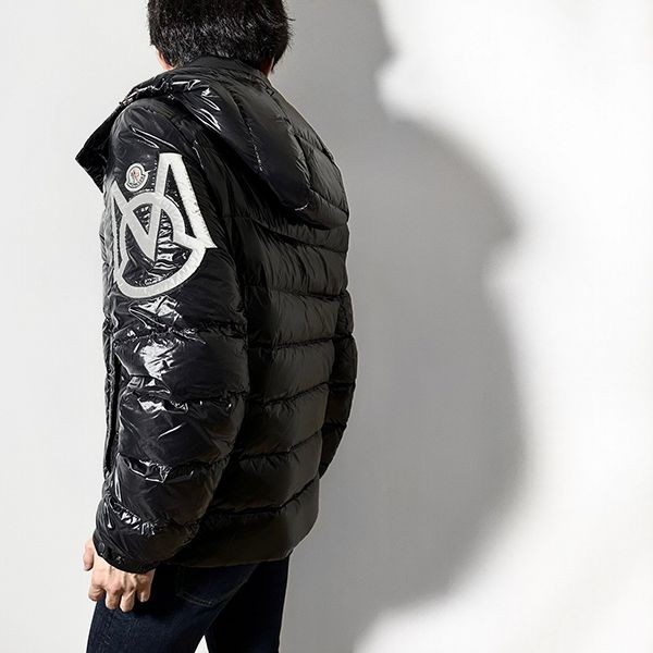 関税なしモンクレール Saulx ダウンジャケット 偽物 1A00007 5963V