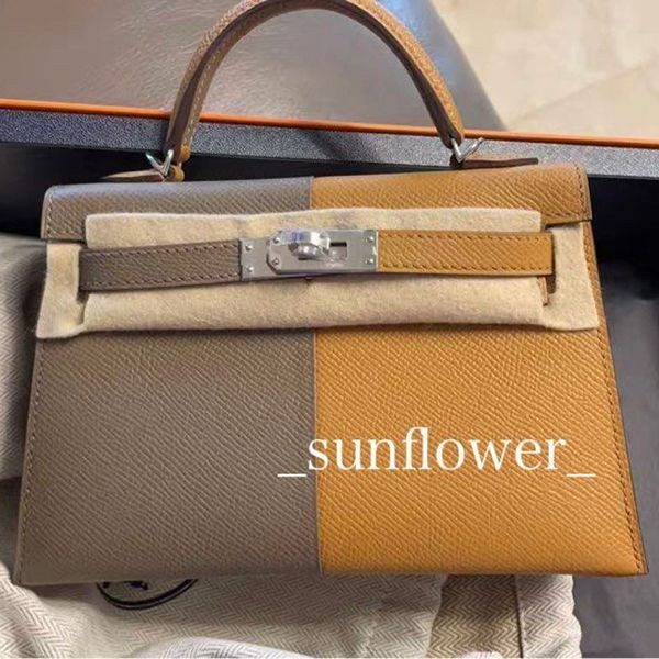 数量限定版エルメス ミニケリー コピーバイカラー エトゥープ×チャイ/S金具