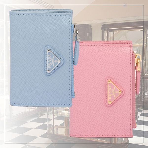 芸能人愛用プラダ コピーサフィアーノレザー カードホルダー コインケース付p09071