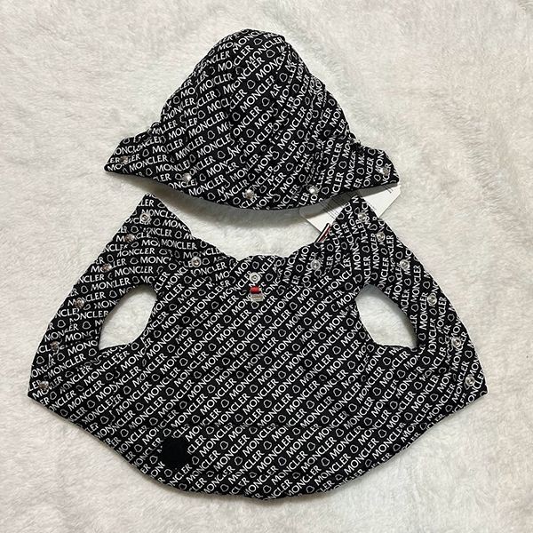 【VIPセールで入荷！】モンクレール ポルド ドッグ クチュール コピー愛犬用リバーシブルロゴコートH209O3G