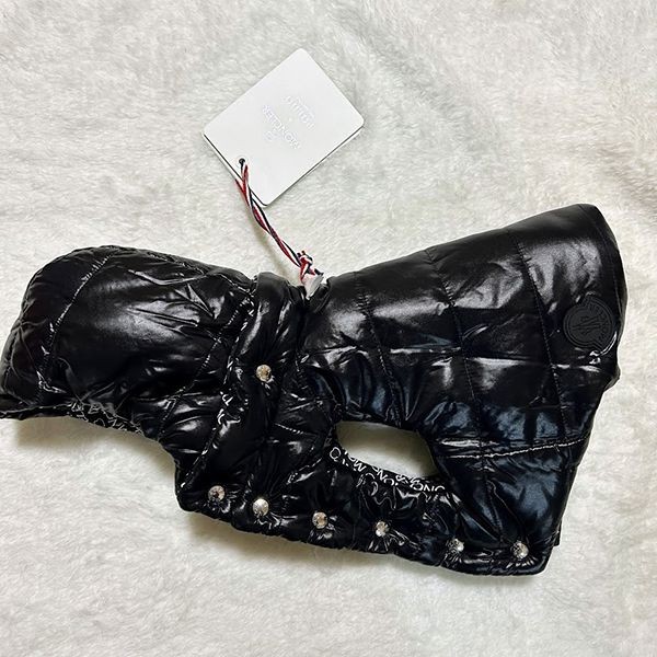 【VIPセールで入荷！】モンクレール ポルド ドッグ クチュール コピー愛犬用リバーシブルロゴコートH209O3G