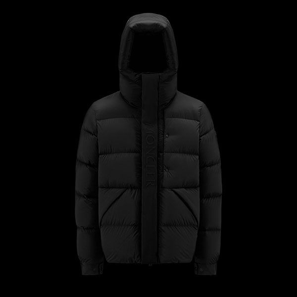 モンクレール エンボスロゴ ダウンジャケット I20911A002015