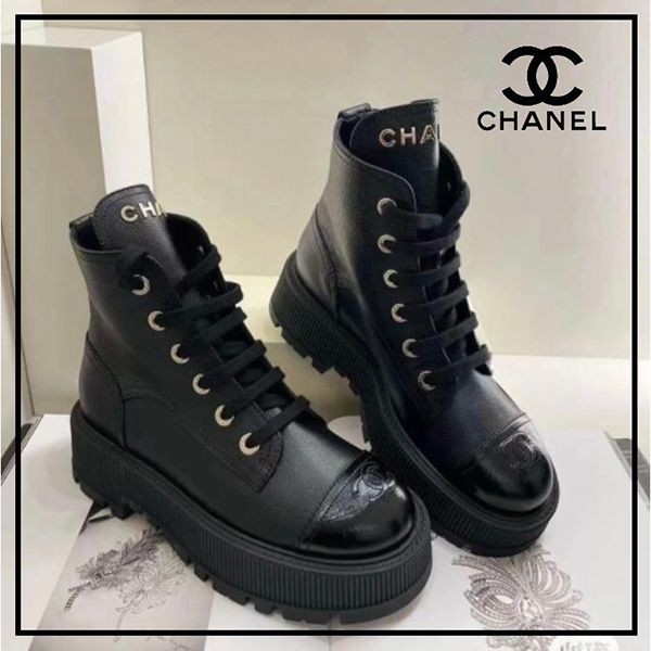 セール新作《厚底》シャネル ショート ブーツ 偽物 cc11118
