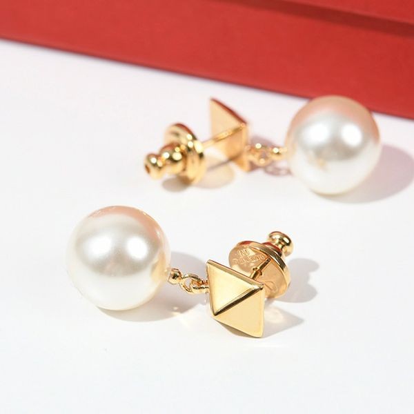 ヴァレンティノ ロックスタッズ パール ピアス コピーJ0P91 UXM