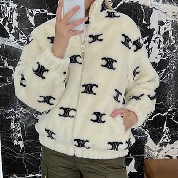 【追跡付き発送で安心】セリーヌトリオンフブルゾン スーパーコピーce01112