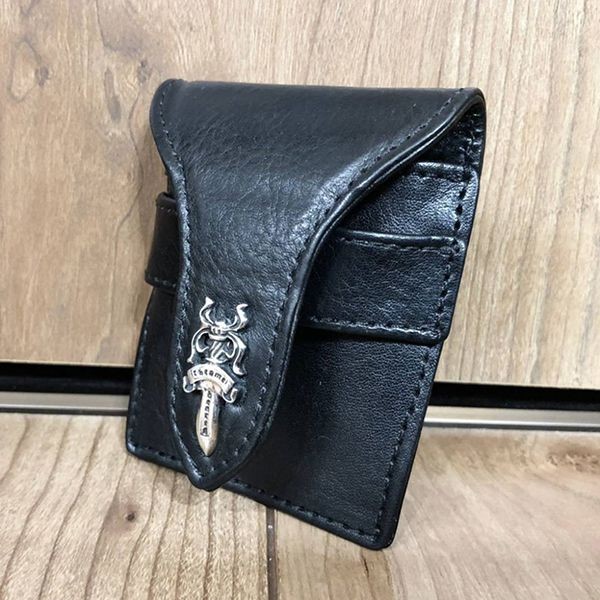 エレガント＆キュートクロムハーツ レナード 偽物カムホート彫金 2nd ダガー 5 コノリーレザー 小銭入れ カードケース030842