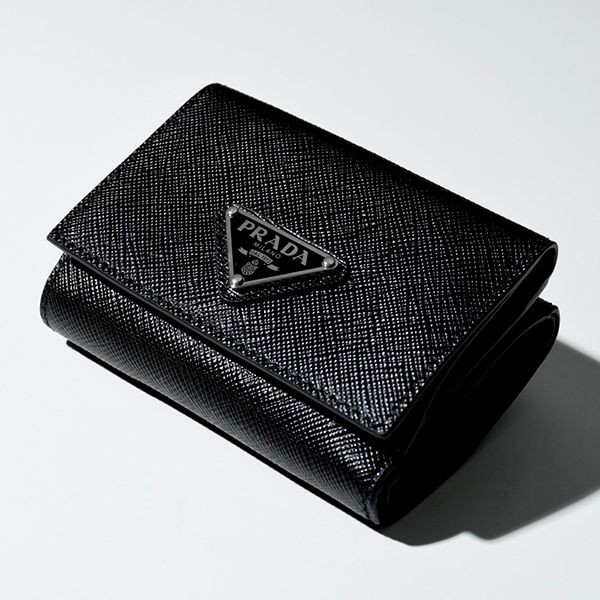 プラダ サフィアーノトライアングル 三つ折り財布 2MH042 QHH