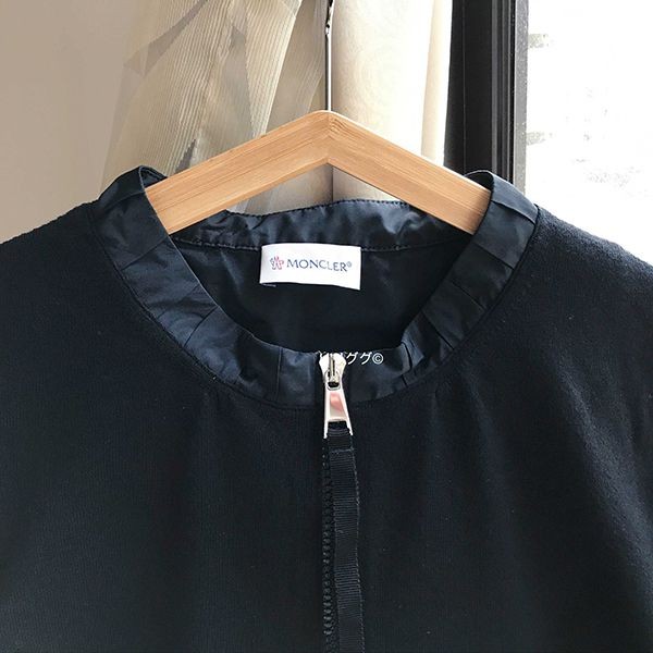 【お洒落★】モンクレール☆クルーネックニットカーディガン コピー☆mc03061