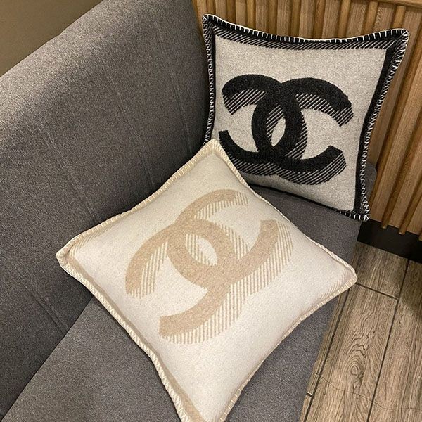シャネル ココマーククッション w2404304