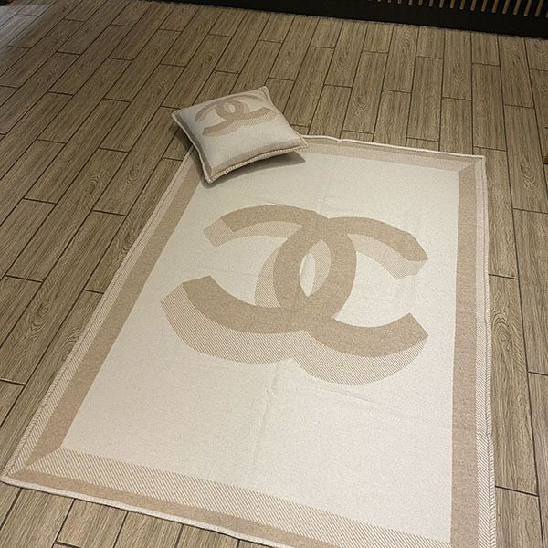 シャネル ココマーククッション w2404304