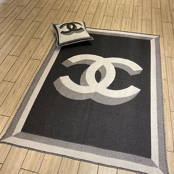 シャネル ココマーククッション w2404304