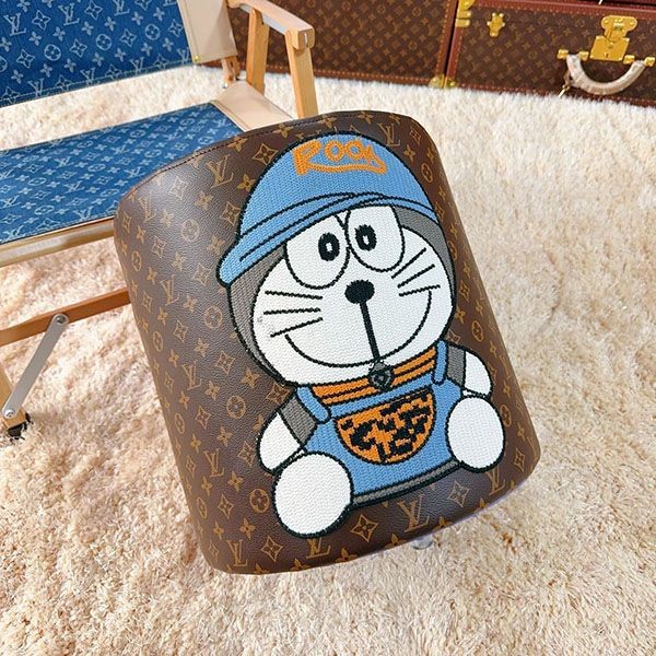 ルイヴィトン モノグラム 草間彌生 チェア w24043012