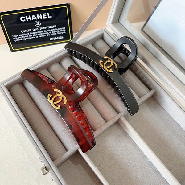 シャネル ダブルCヘアクリップ 偽物 w24043082