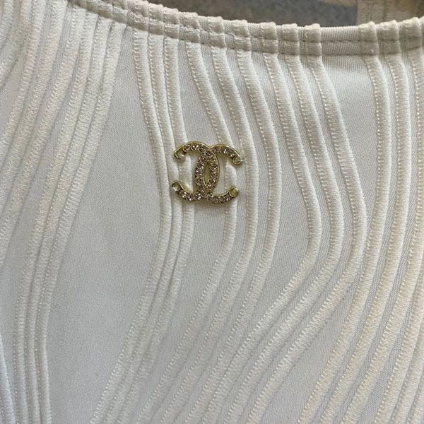 特別価格！シャネル ワンピース水着 偽物 w24042212