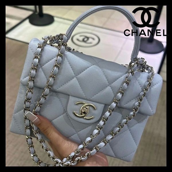 話題国内完売シャネル スモールトップハンドルフラップバッグ コピーcc04064