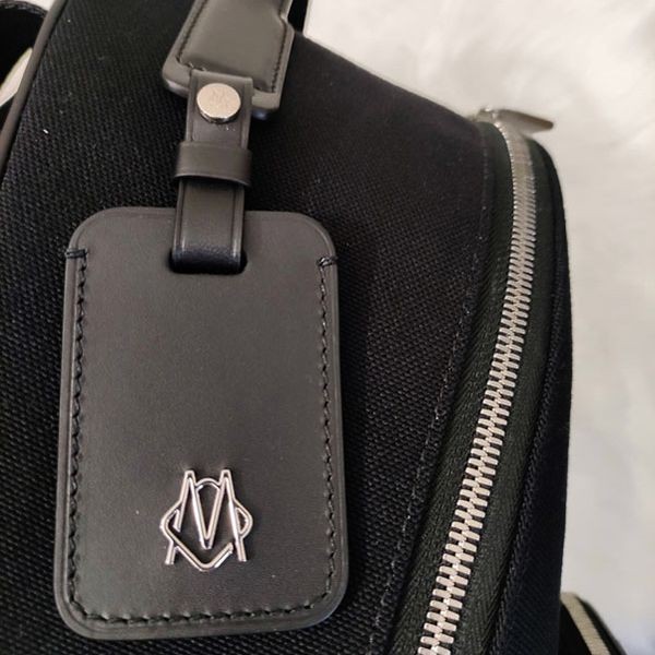 【リモワ】NEVER STILL バックパック偽物★カラー4色52500001