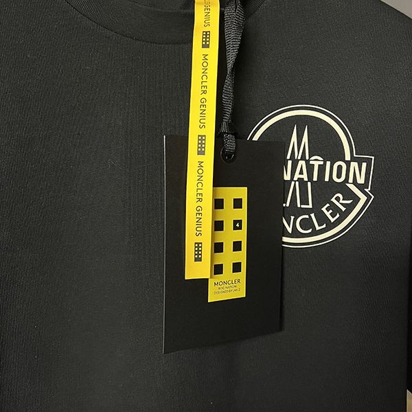 モンクレール ROC NATION DESIGNED BY JAY-Z ロゴ Tシャツ偽物8C0000589A8Y999