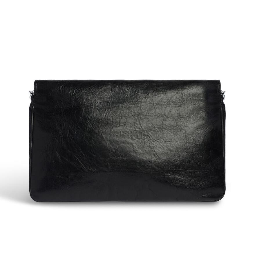 バレンシアガバッグ偽物  ラージフラップバッグ 7484882AAI41000