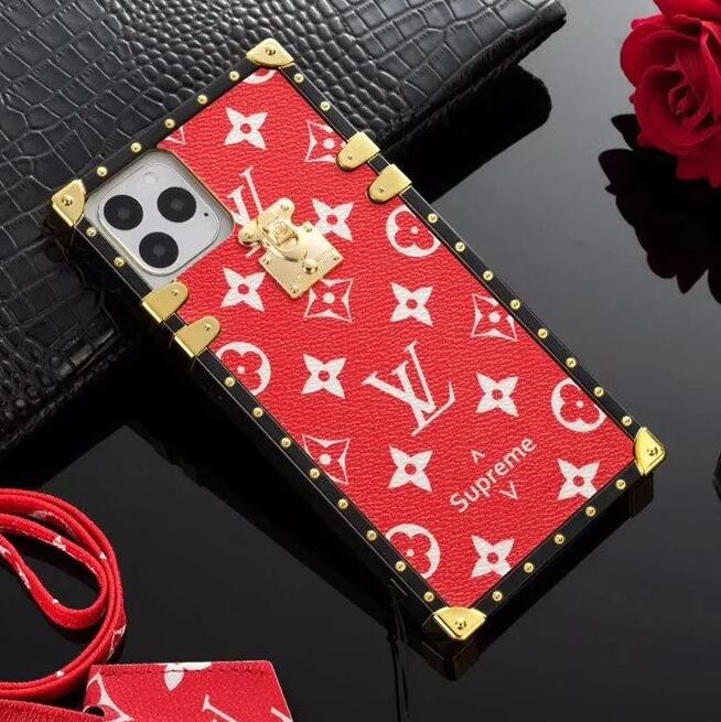 ルイヴィトン Supreme コピー アイトランク iphone15ケース レザーストラップ付き シュプリーム iphone14 pro/13ケース セレブ  激安 7色 24050802