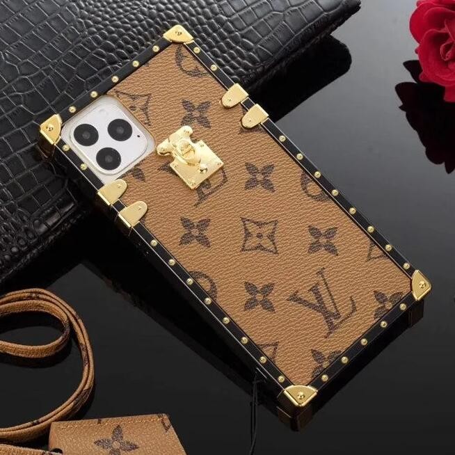 ルイヴィトン Supreme コピー アイトランク iphone15ケース レザーストラップ付き シュプリーム iphone14 pro/13ケース セレブ  激安 7色 24050802