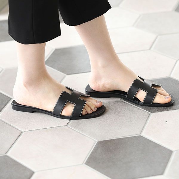 【お洒落★】エルメス やっぱり夏に履きたい☆Hカットサンダル オラン H021056Z 01