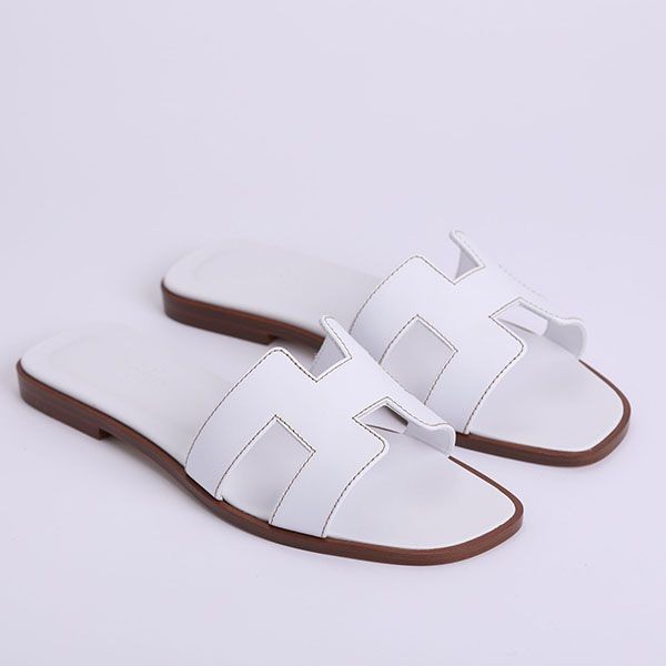 【お洒落★】エルメス やっぱり夏に履きたい☆Hカットサンダル オラン H021056Z 01