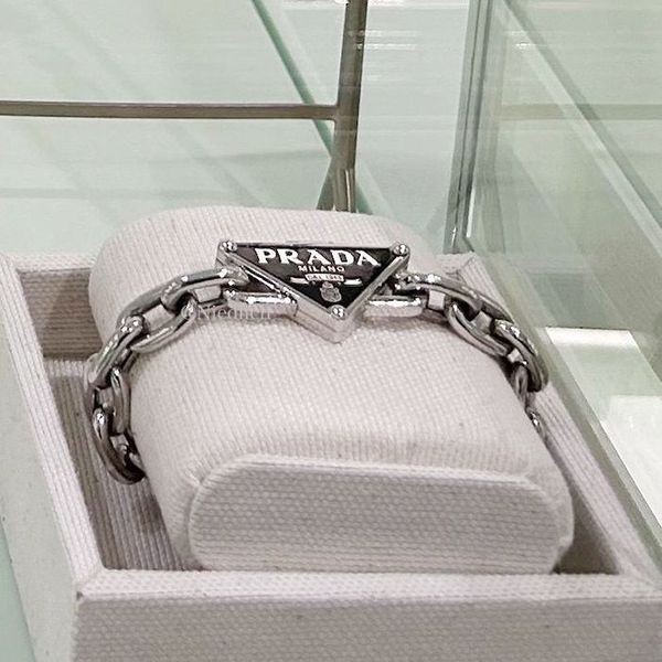 【セールで奇跡の入荷！】☆プラダ☆シンボル ブレスレット 偽物シルバー 1JB303_2DTO_F0118