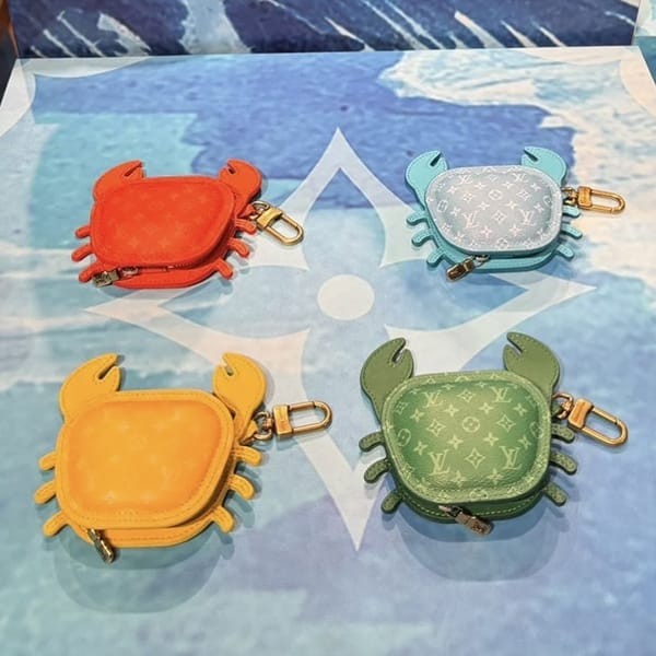 累積売上総額第１位！ルイヴィトン バッグチャーム 偽物 LV クラブ キーリング 4色 M01929