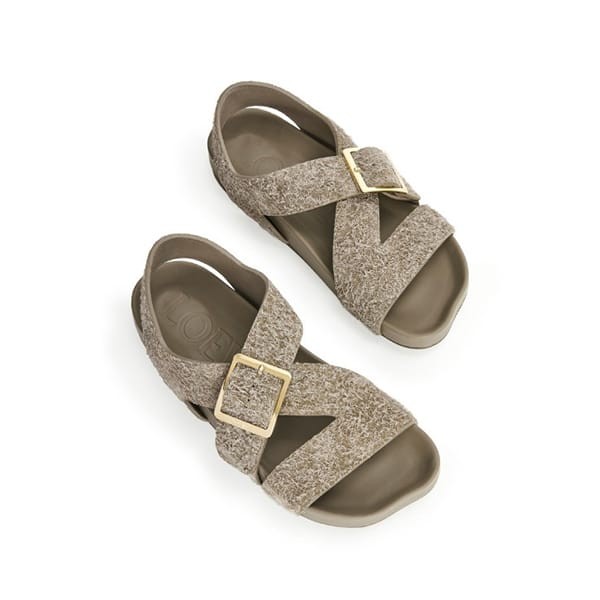 2024AWロエベ イーズ バックル サンダル コピー 4色 L814465X94