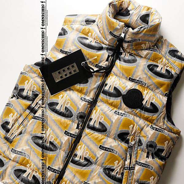 最新でオシャレモンクレール 1952 ジーニアス 偽物 モノグラムロゴダウンベスト 2色 1a50100