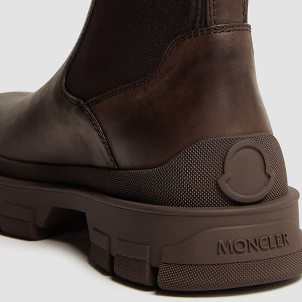 今注目アイテム！モンクレール hevea 偽物 チェルシーブーツ j209a4f00090m4516257