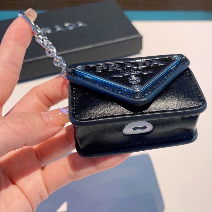 プラダ  AirPods Pro ケース コピー 2色 24111303