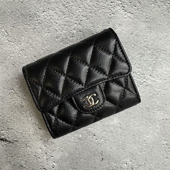 【セレブ多数愛用】シャネル  折りたたみ財布 コピー AP0229 MATELASSE マトラッセ