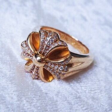 クロムハーツ カットアウト 偽物 CHプラス リング パヴェダイヤ 22k 指輪 121829