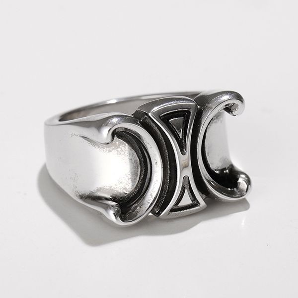 高級感溢れる☆セリーヌ リング 偽物 chunky triomphe ring 461dr6bra トリオンフ