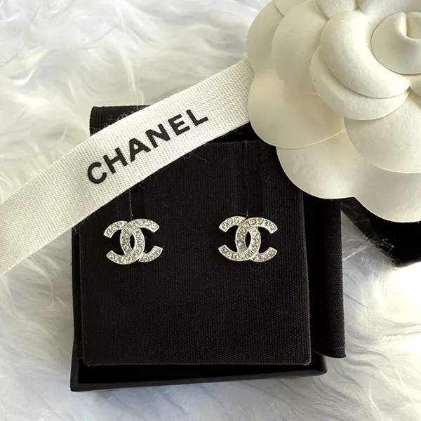 シャネル エレガント ピアス コピー ABE100 Y02003 Z3502
