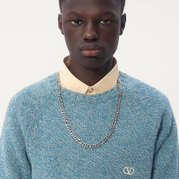 激安価格！ヴァレンティノ Vロゴ シグネチャー メタル ネックレス YJ0S83MET