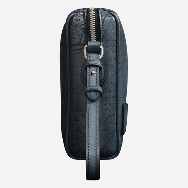 お洒落メンズ ベルルッティ 偽物 ローズウッドスクリットレザーポーチ 2色 25032811