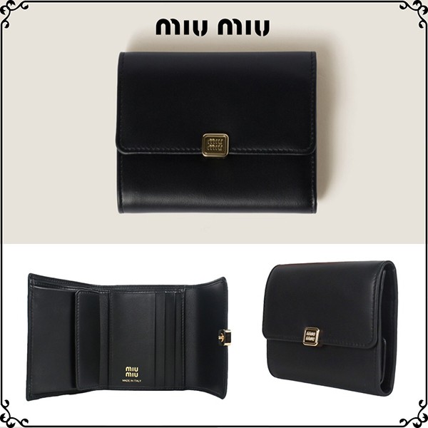 ミュウミュウ コピー♦ロゴ付きのスモールレザーウォレット 5MH040_2CVX_F0002