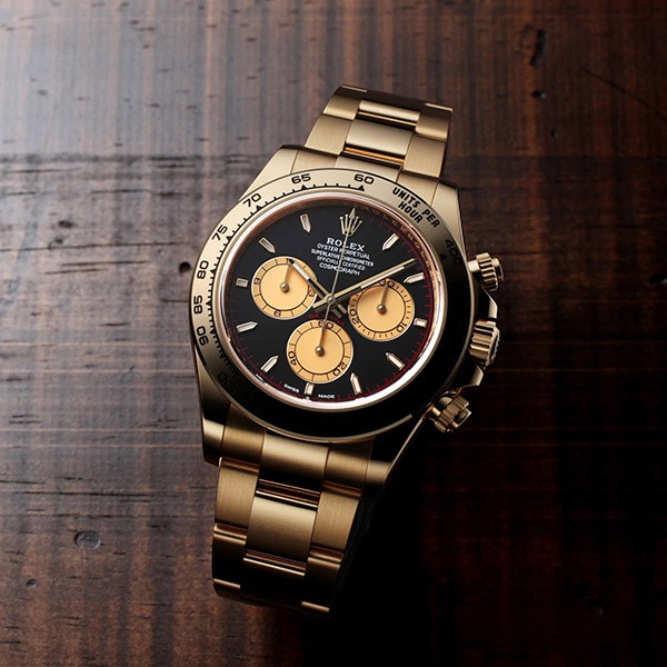 今注目アイテム！2023年新作 ロレックス コスモグラフ デイトナ 偽物 イエローゴールド ブラック／シャンパン 126508