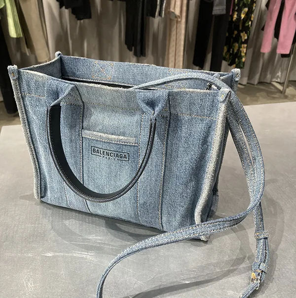 【訳あり特価】バレンシアガ Denim Washed Frayed トートS バッグ コピー ユニセックス bl254231